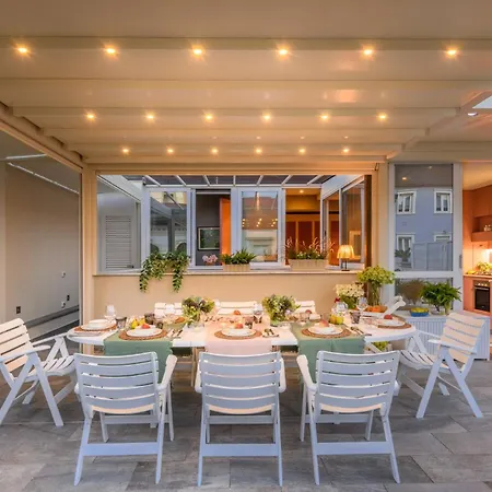 Gemma Imperiale 3 Bedrooms With Terrace In Viareggio