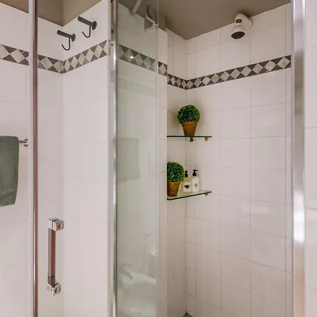 Апартаменты Gemma Imperiale 3 Bedrooms With Terrace In Виареджо