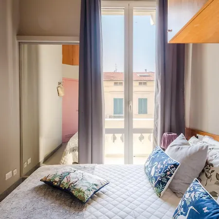 Gemma Imperiale 3 Bedrooms With Terrace In Viareggio