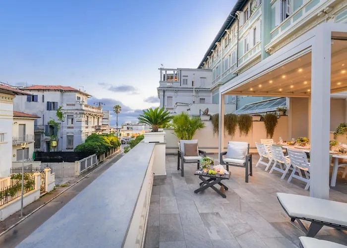 Gemma Imperiale 3 Bedrooms With Terrace In * Βιαρέτζιο